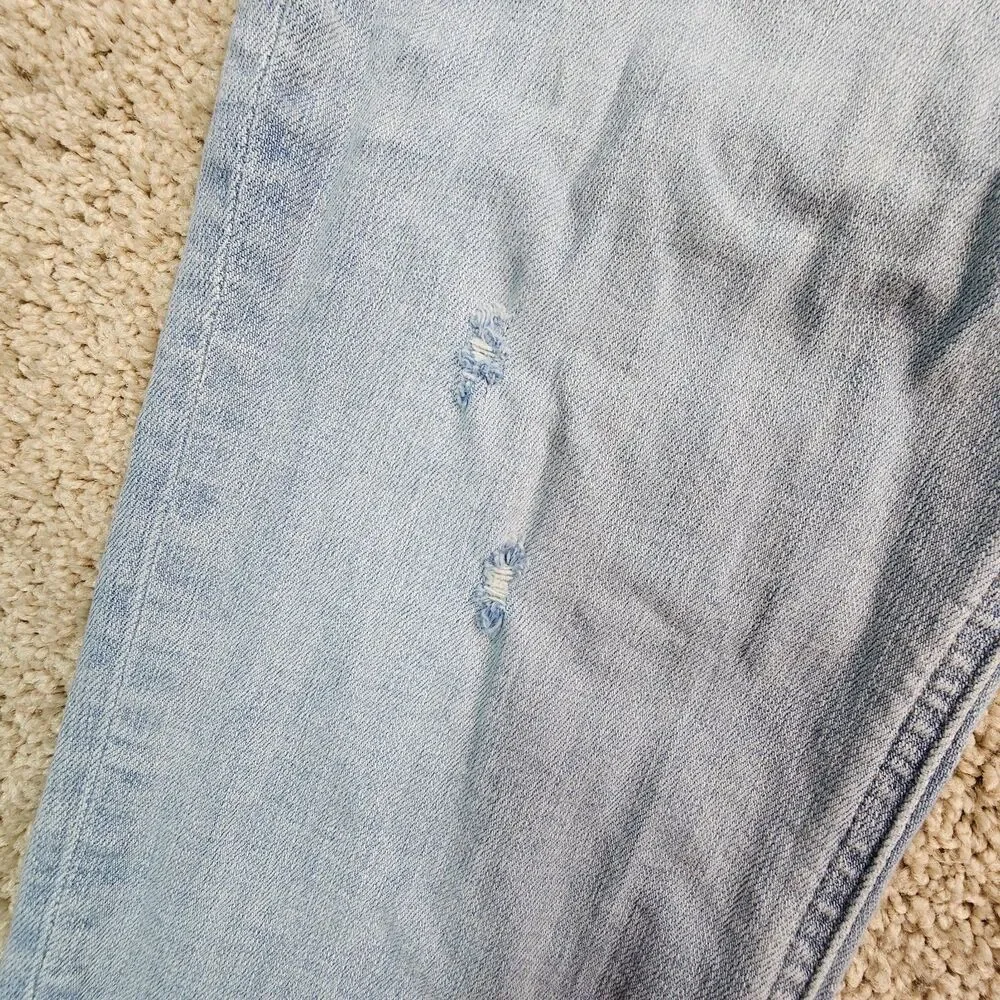 Studio Blue Light Wash Distressed Skinny Jeans Women’s Size 31 Y2K